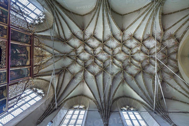 Net vault of the late Gothic three-nave hall church, 15th century, Birthälm fortified church, Biertan, Transylvania, Romania