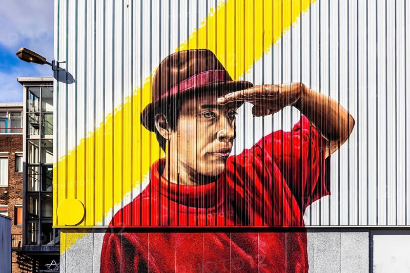Street art Flight of a Man, outer wall of the former Keilewerf 1, M4H area, Merwe-Vierhavens, artists Tymon de Laat and Nuno Viegas, Rotterdam, Netherlands
