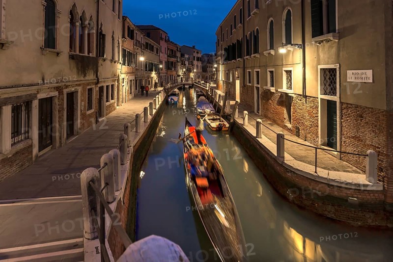 Gondola in the evening in a side canal in the Dorsoduro district, Venice, Veneto, Italy