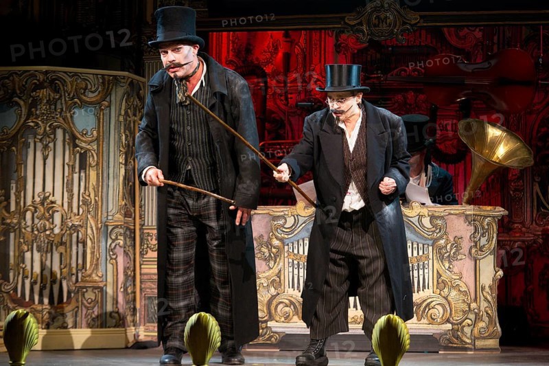 Katharina Thalbach, Pierre Besson, Wilhelm bush: Sauerkohl & Misetaten, photo sample on 14.01.2026 in the comedy Am Kurfürstendamm in Ernst-Reuter-Saal, Berlin, premiered on 20.01.2026
