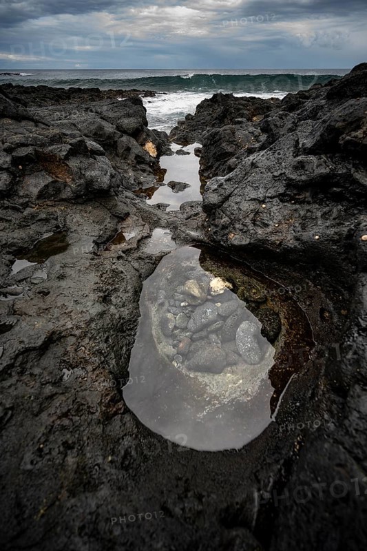 Tide pools, rocky coast with volcanic stones, Playa de la Pequeña, Punta Usaje, Lanzarote, Canary Islands, Spain