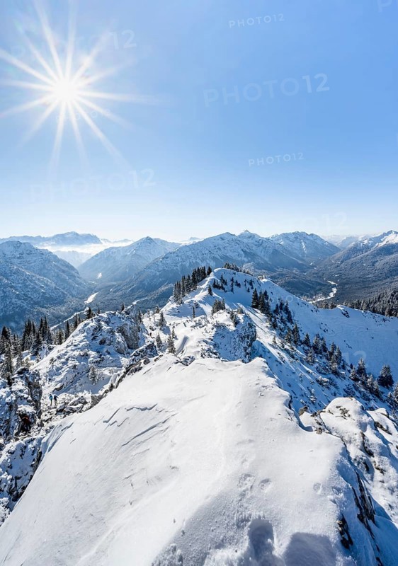 Snow-covered mountain landscape, view of ridge and mountain panorama at Teufelstättkopf, Sonnenstern, Ammergau Alps, Bavaria, Germany