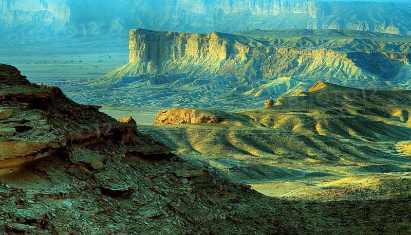 Edge of the world, edge of the world, 1131 metres high, cliff, cliffs, rocks, abyss, rock formation, Tuwaik Mountains, Saudi Arabia, Middle East, Near East