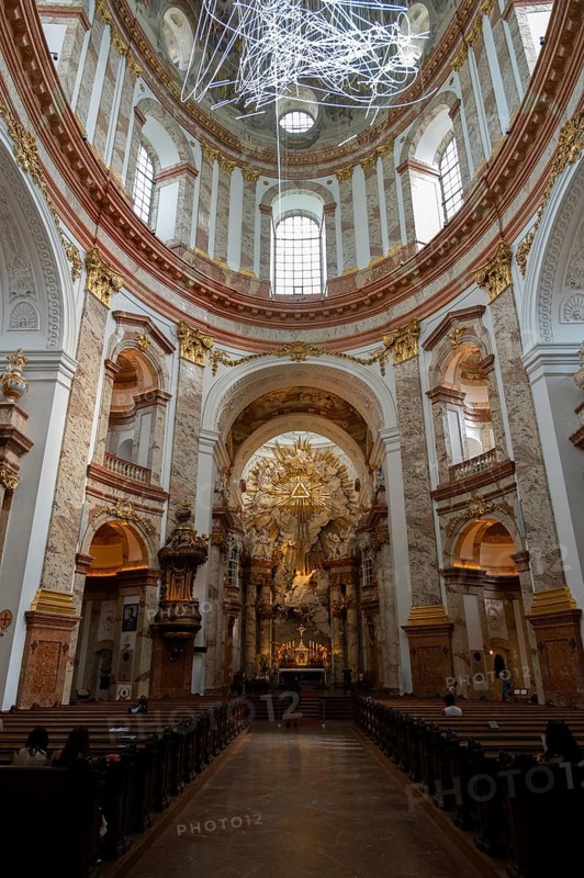 Karlskirche, domed hall, Vienna