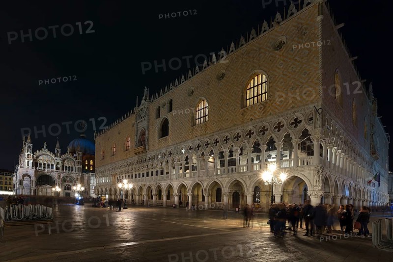 Piazzetta with the Basilica di San Marco and the Ducal Palace in the evening, Venice, Veneto, Italy