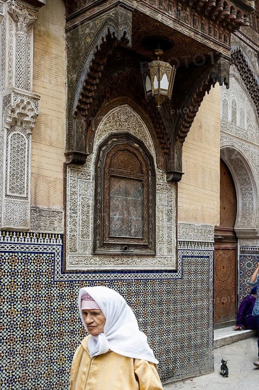 Alley in the old town, Souk, Fez El Bali, Medina, UNESCO World Heritage Site, Fez, Morocco