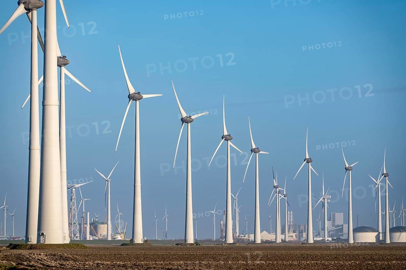 Westereems and Growind wind farms, in the north of the Netherlands, near Eemshaven, energy center, in addition to wind energy, there are coal and gas power plants and various energy infrastructure facilities, Vopak tank farm, the Netherlands