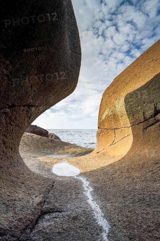 Nesvåghålo rock formation, cave on the coast, Sokndal, Rogaland, Norway