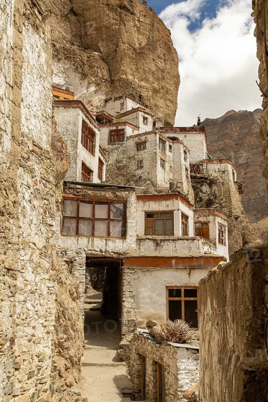 Phugtal Gompa, a stunning Buddhist monastery nestled in the cliffs of Ladakh's Zanskar region, offers a serene retreat with its beautiful stone architecture and panoramic views