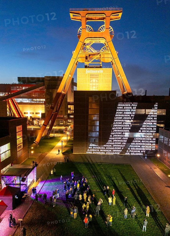 Advertising for participation in the referendum on the Olympic bid of North Rhine-Westphalia, with the Rhine-Ruhr region, Cologne-RheinRuhr, interactive light installations can now be seen at 5 different well-known sights, which are aimed at the citizens of the affected cities and regions to take part in the vote, here the Doppelbock conveyor framework of shaft 12, at the Zollverein colliery in Essen