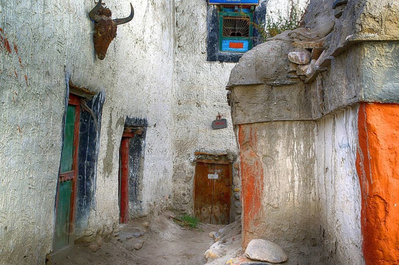 Nepal. Landlocked country in the Himalayas, mustang, mountains, Kali Gandaki gorge, Lo Montag, old town, village
