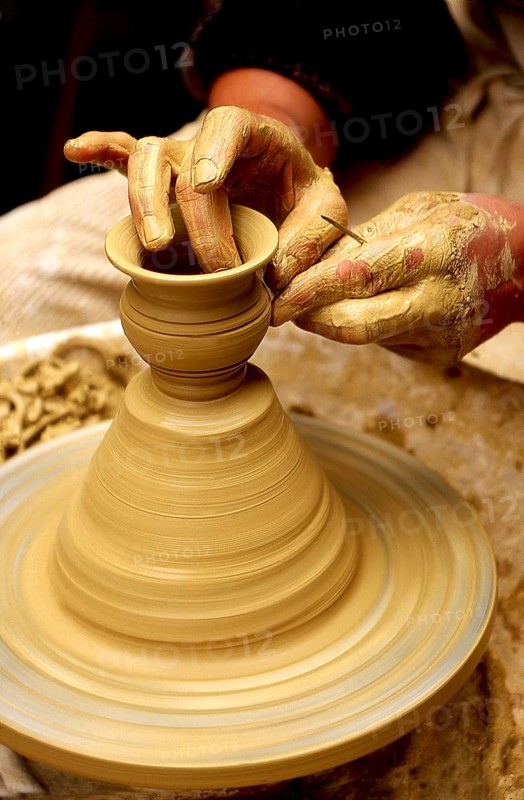 Hands of pottery