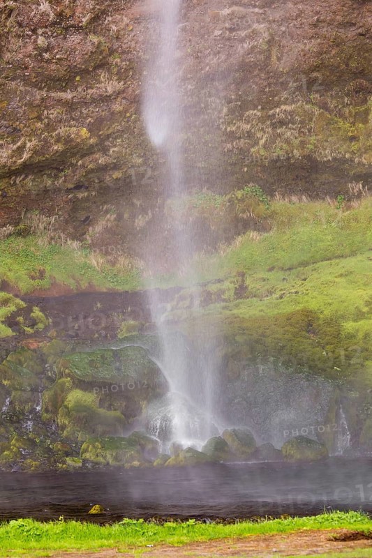 Waterfall Seljalandsfoss, 60 m high, located in southern iceland