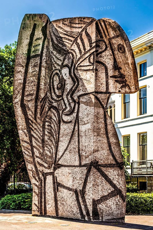 Sylvette Muse sculpture by Pablo Picasso, designed by him in 1970 and realized in collaboration with Norwegian artist Carl Nesjar, on Westersingel, Rotterdam, the Netherlands
