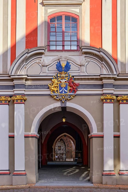 Baroque grand portal with city coat of arms from the Swedish occupation period on the west side of the town hall, which leads via the so-called butter aisle to the west portal of St. Nicholas Church, Hanseatic City of Stralsund, Mecklenburg, Western Pomerania
