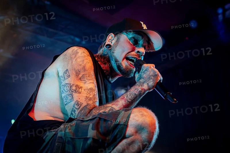 Singer Matthias Engst from Engst live on 10-year anniversary tour tour at Berlin's Astra Kulturhaus on 20.12.2025