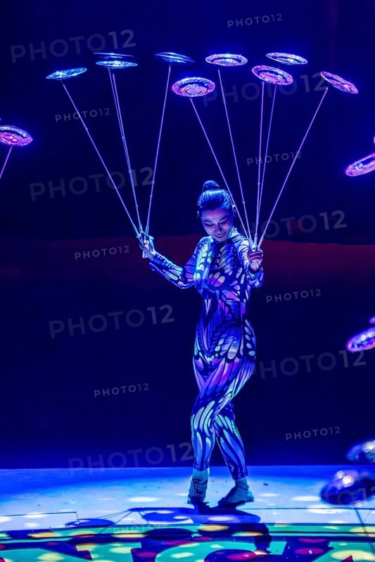 Artists at the 21st Original Roncalli Christmas Circus Berlin in Berlin's Tempodrom on 19.12.2025