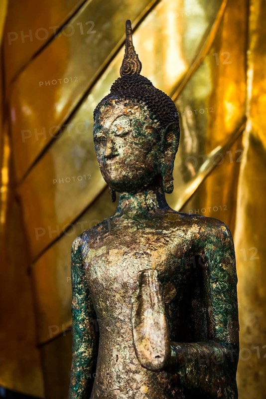Golden Buddha statue, Wat Pho (Temple of the Reclining Buddha), Bangkok, Thailand