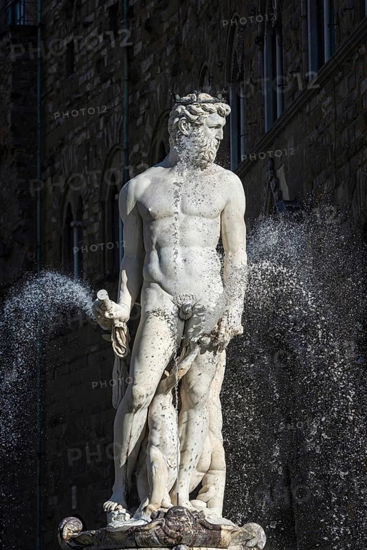 Neptune Fountain, monument, Neptune, sculpture, culture, history, travel, tourism, Piazza della Signoria, Florence, Italy