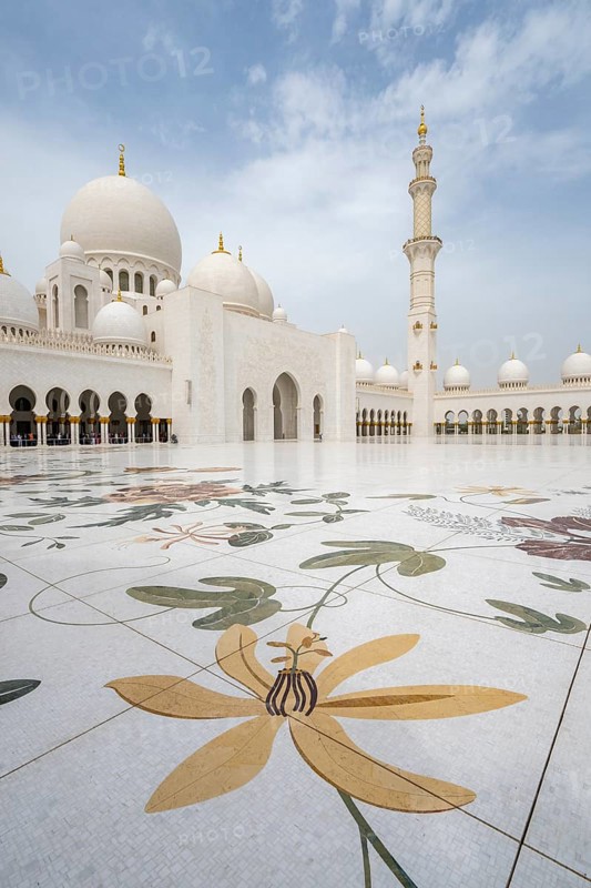 Sheikh Zayed Mosque, Sheikh Zayed Mosque, Courtyard, Abu Dhabi, United Arab Emirates