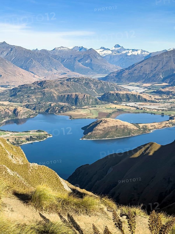 Hiking trail to Roys Peak Lookout, Lake Wanaka, Wanaka, South Island, New Zealand, Oceania