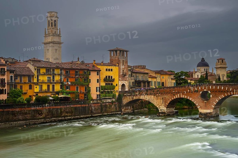 Old Town with the River Etsch, Ponte Pietra, Verona, Etsch Valley, Veneto, Italy