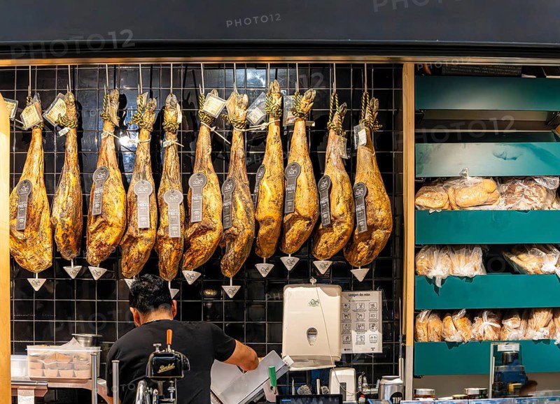 The Mercadeo da Ribeira, also known as TimeOut Market, is the best address for Portuguese specialties and international cuisine. Historic market hall at Cais do Sodré station, Lisbon, Portugal