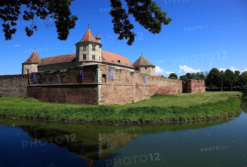 Fogarash Fortress, Cetatea Fagarasului, a historical monument, construction began in 1310, in the city of Fagaras, the fortress is now home to the Museum of the Fagaras Land, Brasov District, Transylvania, Romania