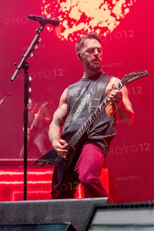 BULLET FOR MY VALENTINE, Metal Band, GB, Matthew Tuck, Singer, Guitarist, The Poisoned Ascendancy EU Tour 2025 Celebrating the 20th Anniversary of the Iconic Albums, Concert, 14.02.2025, Max-Schmeling-Halle, Berlin, Germany < english> BULLET FOR MY VALENTINE, Metal Band, GB, performing, February 14th, 2025, Max-Schmeling-Halle, Berlin, Germany