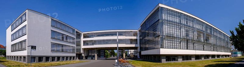 Bauhaus, Walter Gropius Bau, Bauhaus building, Dessau, Saxony-Anhalt, Germany