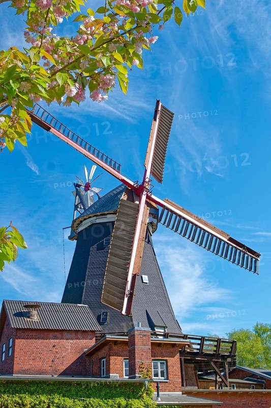 The Riepenburger Mühle, Boreasmühle, is a Dutch windmill dating from 1828. It is the oldest and largest preserved grain windmill in Hamburg and is one of the oldest windmills in Germany. Kirchwerder, Hamburg, Germany