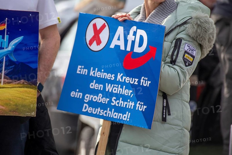 Aschaffenburg: Demo against left-wing agitation and violence***Sign advertising the AfD