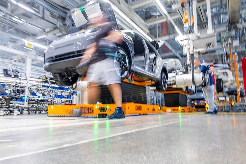 Electric car production in the assembly halls of VW in Zwickau, Zwickau, Saxony, Germany