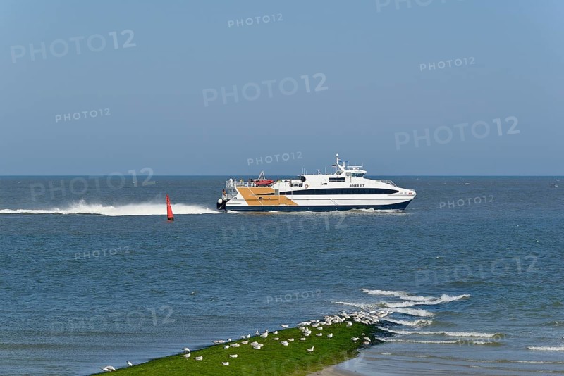 Catamaran ferry, Adler Jet, travelling to the island of Heligoland, North Sea, Norderney, East Frisian Islands, Lower Saxony, Germany