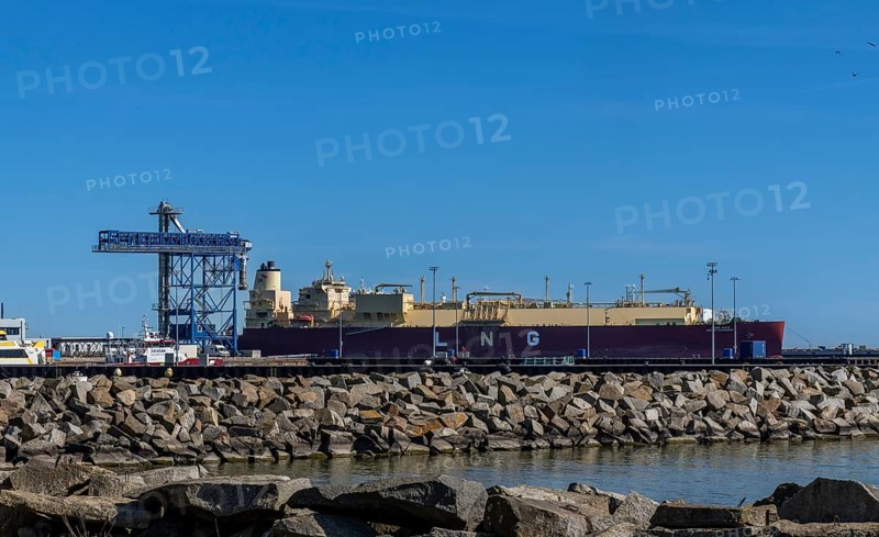LNG terminal in the industrial harbour of Sassnitz, Rügen, Mecklenburg-Vorpommern, Germany