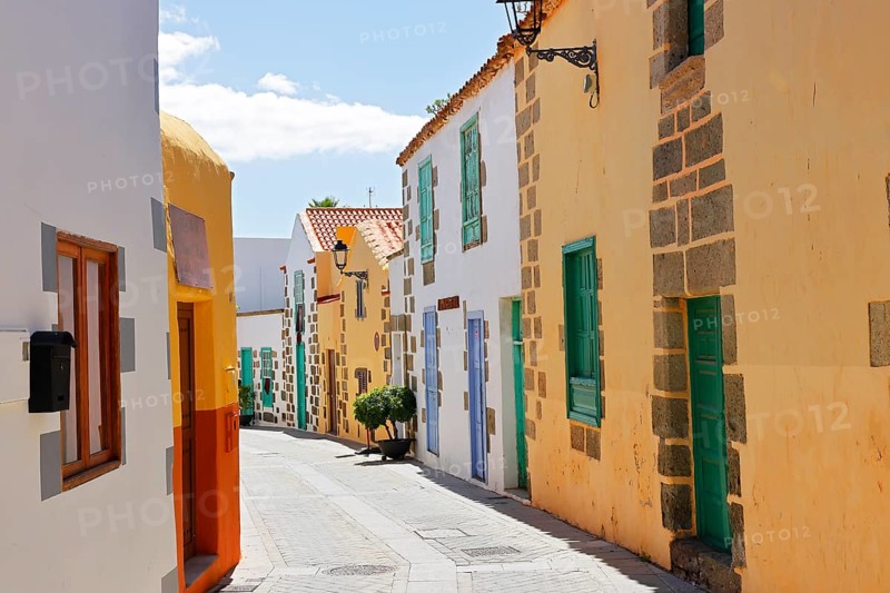 Colourful alley in the historic old town of Agüimes, Gran Canaria, Canary Islands, Spain