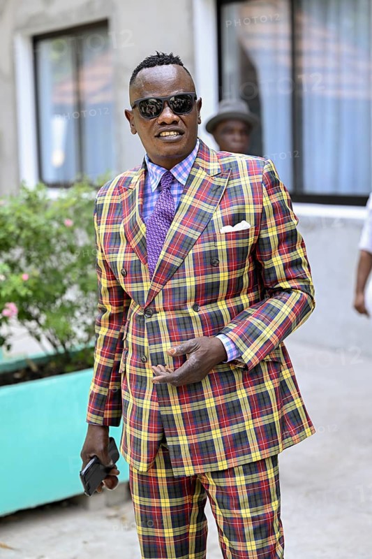 Sapeur, member of the Société des Ambianceurs et des Personnes élégantes (SAPE), society of entertainers and stylish people, Brazzaville, Republic of Congo