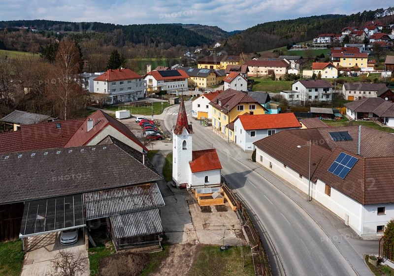 Drone shot, view of the village, village church of Unterweitersdorf, Mühlviertel, Upper Austria, Austria