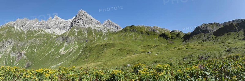 Panorama from the Kemptner Hütte, 1844m, to the Muttlerkopf, 2368m, Allgäu Alps, Allgäu, Bavaria, Germany