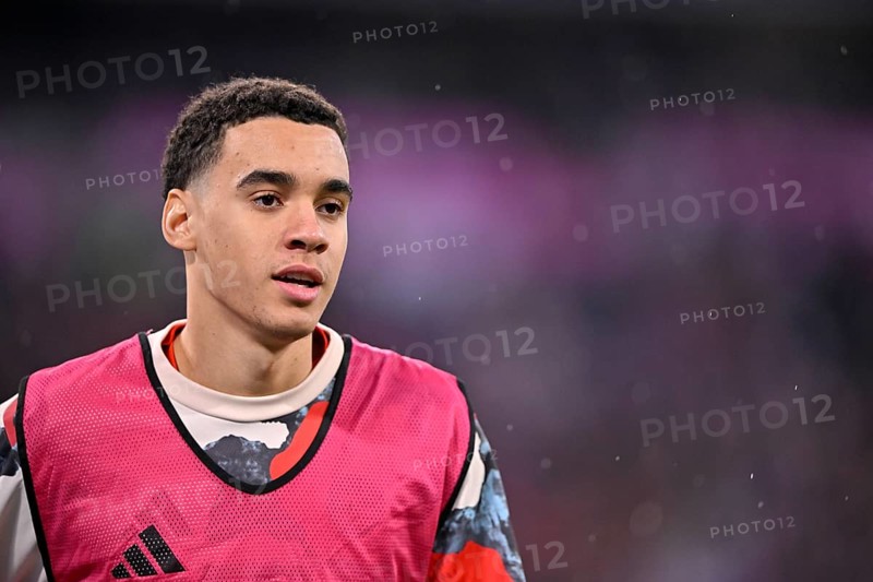 Warm-up Training Jamal Musiala FC Bayern Munich FCB (42) portrait Allianz Arena, Munich, Bavaria, Germany