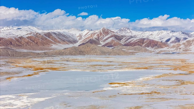Winter landscape on the Pamir Plateau, colourful mountains, Alichur, Gorno-Badakhshan Province, Tajikistan, Central Asia