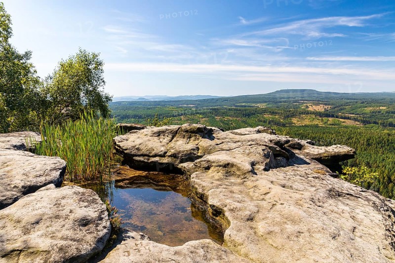 On the Großer Zschirnstein with a view of the Hoher Schneeberg, Reinhardtsdorf-Schöna, Saxon Switzerland, Saxony, Germany