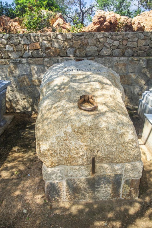 Grave of Giuseppe Garibaldi, Casa Bianca, Isola Caprera, Arcipelago di La Maddalena National Park, Sardinia, Italy