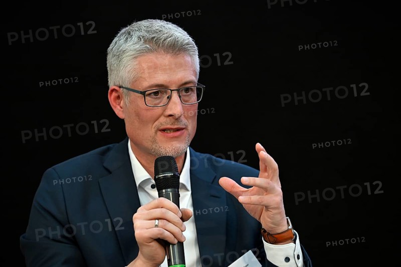 Steffen Jäger President and Chief Executive of the Gemeindetag Baden-Württemberg at the microphone during a symposium of the WLSB, Württembergischer Landessportbund e.V. SpOrt, Haus des Sports, Stuttgart, Baden-Württemberg, Germany