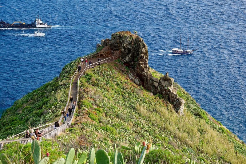 Ponta do Garajau viewpoint at the statue of Christ, Cristo Rei statue, cliffs, tourist attraction, Garajau, municipality of Santa Cruz, Madeira, Portugal