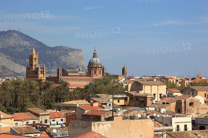 City of Palermo, View from the Campanile di San Giuseppe Cafasso over the city to the Cathedral Maria Santissima Assunta, UNESCO World Heritage Site, Sicily, Italy
