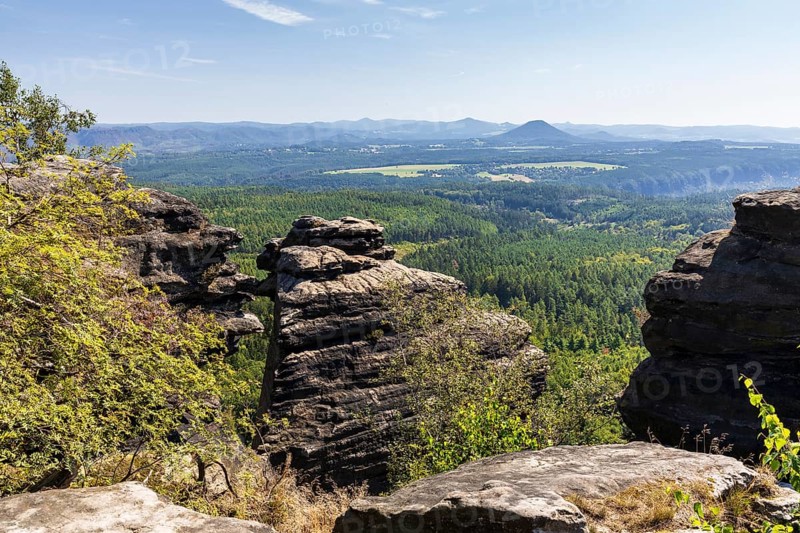 From the Großer Zschirnstein, view to the east to the Rosenberg, Reinhardtsdorf-Schöna, Saxon Switzerland, Saxony, Germany