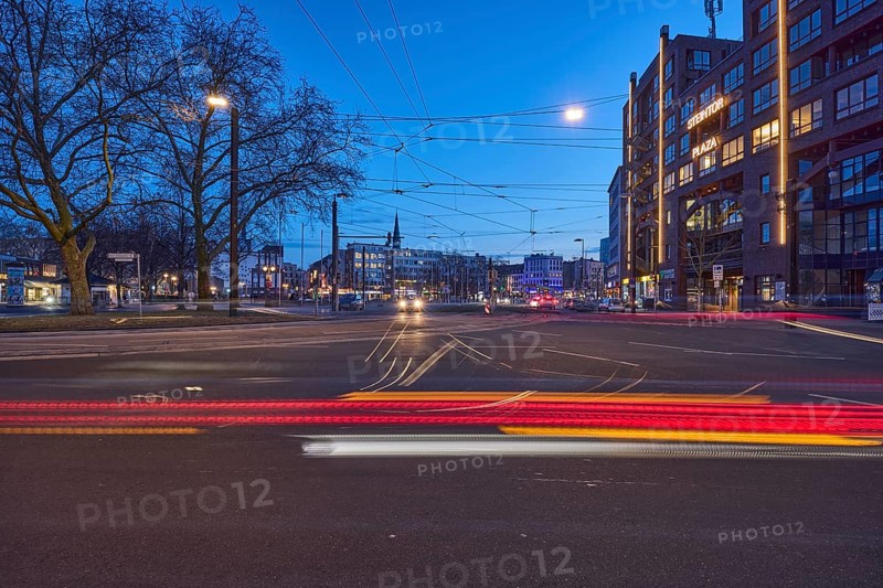 New Stone Gate, modern architecture, architect Gottfried Leo Böhm, street, bare wintry trees, traces of light, motion blur, spotlights, reflectors, evening blue hour, blue evening sky, cloudless, Goseriede, Kurt-Schumacher-Straße, Hanover, state capital, Hanover region, Lower Saxony, Germany