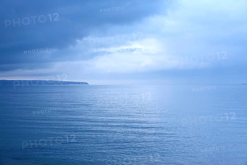 At the Baltic Sea near Sellin, view towards the chalk cliffs, Rügen, Mecklenburg-Western Pomerania, Germany