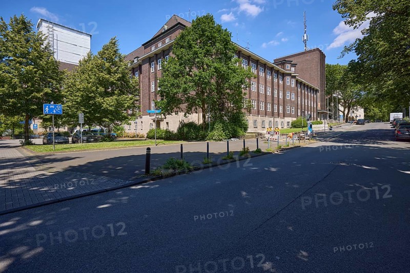 Police headquarters on Uhlandstrasse in Bochum, Ruhr district, independent city, North Rhine-Westphalia, Germany